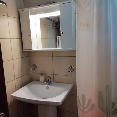 Aquarium Apartment